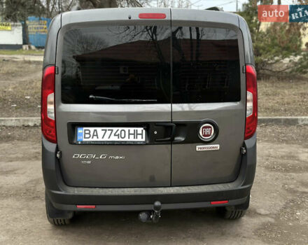 Серый Фиат Добло, объемом двигателя 1.6 л и пробегом 260 тыс. км за 12150 $, фото 42 на Automoto.ua