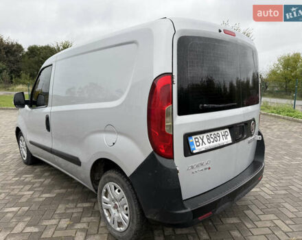 Серый Фиат Добло, объемом двигателя 1.6 л и пробегом 212 тыс. км за 9300 $, фото 4 на Automoto.ua