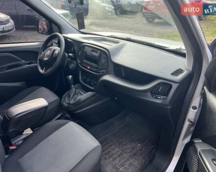 Сірий Фіат Добло, об'ємом двигуна 1.25 л та пробігом 157 тис. км за 10900 $, фото 3 на Automoto.ua
