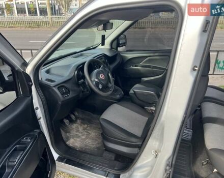 Сірий Фіат Добло, об'ємом двигуна 1.25 л та пробігом 157 тис. км за 10900 $, фото 8 на Automoto.ua