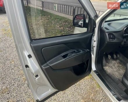 Сірий Фіат Добло, об'ємом двигуна 1.25 л та пробігом 157 тис. км за 10900 $, фото 7 на Automoto.ua