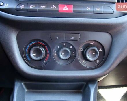 Серый Фиат Добло, объемом двигателя 1.37 л и пробегом 107 тыс. км за 9999 $, фото 14 на Automoto.ua