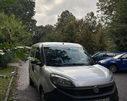 Серый Фиат Добло, объемом двигателя 1.25 л и пробегом 160 тыс. км за 10000 $, фото 5 на Automoto.ua