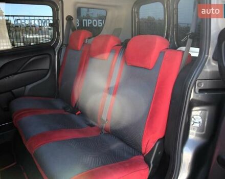 Серый Фиат Добло, объемом двигателя 1.37 л и пробегом 107 тыс. км за 9999 $, фото 7 на Automoto.ua