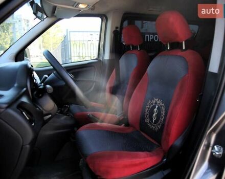 Серый Фиат Добло, объемом двигателя 1.37 л и пробегом 107 тыс. км за 9999 $, фото 6 на Automoto.ua