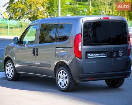 Серый Фиат Добло, объемом двигателя 1.37 л и пробегом 107 тыс. км за 9999 $, фото 3 на Automoto.ua