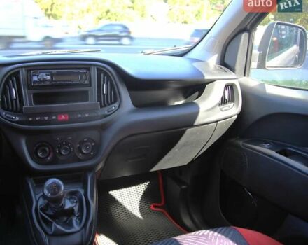 Серый Фиат Добло, объемом двигателя 1.37 л и пробегом 107 тыс. км за 9999 $, фото 12 на Automoto.ua