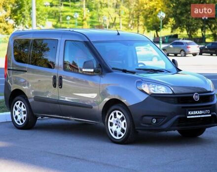 Серый Фиат Добло, объемом двигателя 1.37 л и пробегом 107 тыс. км за 9999 $, фото 2 на Automoto.ua