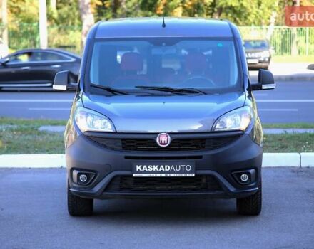 Серый Фиат Добло, объемом двигателя 1.37 л и пробегом 107 тыс. км за 9999 $, фото 1 на Automoto.ua