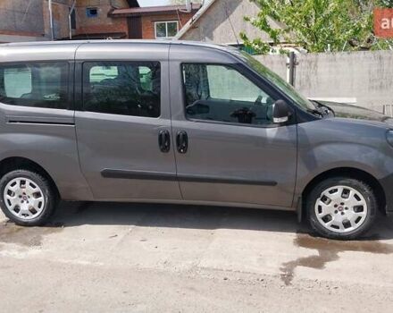 Серый Фиат Добло, объемом двигателя 1.37 л и пробегом 190 тыс. км за 13900 $, фото 2 на Automoto.ua