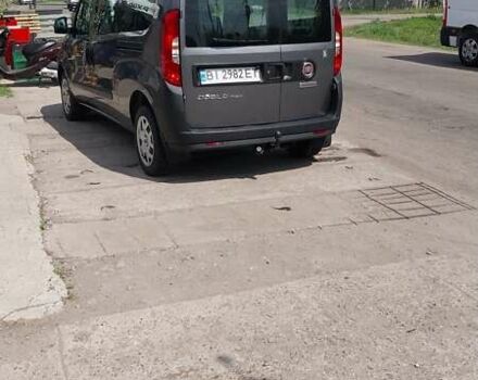 Серый Фиат Добло, объемом двигателя 1.37 л и пробегом 190 тыс. км за 13900 $, фото 4 на Automoto.ua