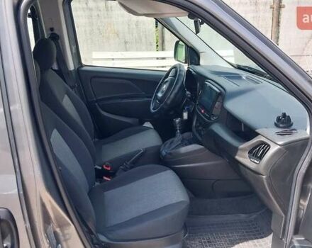 Серый Фиат Добло, объемом двигателя 1.37 л и пробегом 190 тыс. км за 13900 $, фото 18 на Automoto.ua