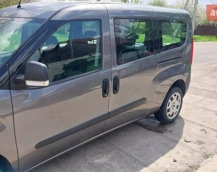 Серый Фиат Добло, объемом двигателя 1.37 л и пробегом 190 тыс. км за 13900 $, фото 1 на Automoto.ua