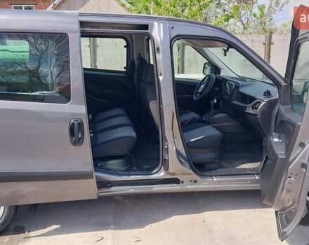 Серый Фиат Добло, объемом двигателя 1.37 л и пробегом 190 тыс. км за 13900 $, фото 17 на Automoto.ua