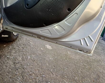 Серый Фиат Добло, объемом двигателя 1.9 л и пробегом 297 тыс. км за 4800 $, фото 10 на Automoto.ua