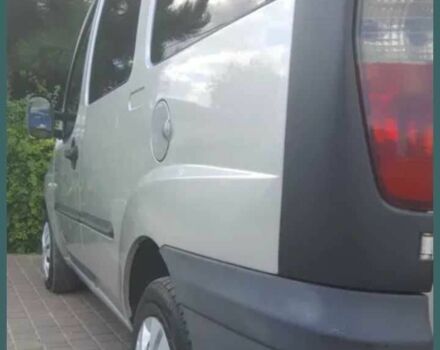 Серый Фиат Добло, объемом двигателя 1.9 л и пробегом 276 тыс. км за 3000 $, фото 3 на Automoto.ua