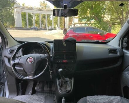 Серый Фиат Добло, объемом двигателя 1.2 л и пробегом 220 тыс. км за 7000 $, фото 6 на Automoto.ua