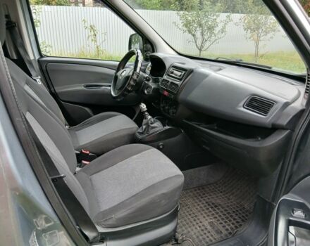 Сірий Фіат Добло, об'ємом двигуна 1.4 л та пробігом 282 тис. км за 3500 $, фото 5 на Automoto.ua