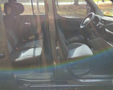 Серый Фиат Добло, объемом двигателя 1.4 л и пробегом 258 тыс. км за 5300 $, фото 5 на Automoto.ua