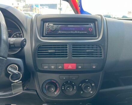 Сірий Фіат Добло, об'ємом двигуна 1.4 л та пробігом 223 тис. км за 7290 $, фото 21 на Automoto.ua