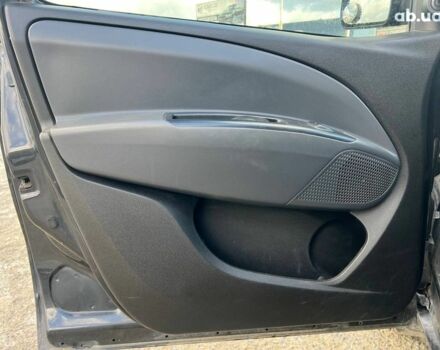 Сірий Фіат Добло, об'ємом двигуна 1.4 л та пробігом 223 тис. км за 7290 $, фото 13 на Automoto.ua