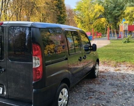 Серый Фиат Добло, объемом двигателя 1.4 л и пробегом 258 тыс. км за 5300 $, фото 1 на Automoto.ua