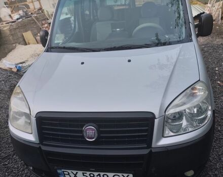 Серый Фиат Добло, объемом двигателя 1.4 л и пробегом 113 тыс. км за 7000 $, фото 1 на Automoto.ua