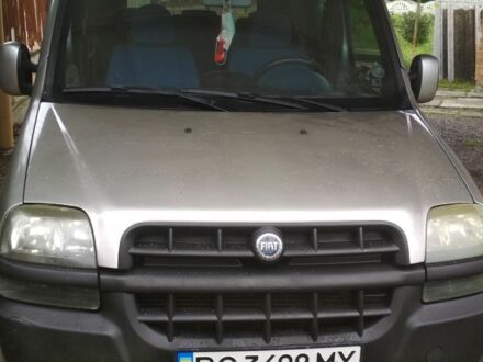 Серый Фиат Добло, объемом двигателя 1.9 л и пробегом 297 тыс. км за 3200 $, фото 1 на Automoto.ua