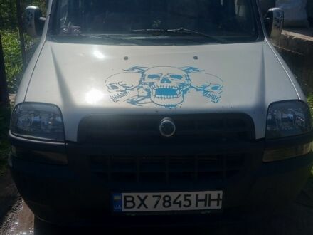 Фиат Добло 2003 в Хмельницком на Automoto.ua Серый Фиат Добло, объемом двигателя 1.9 л и пробегом 300 тыс. км за 3300 $, фото 1 на Automoto.ua