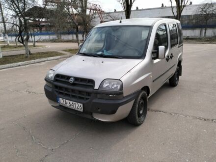 Фіат Добло 2004 у Чернігові на Automoto.ua Сірий Фіат Добло, об'ємом двигуна 1 л та пробігом 300 тис. км за 1350 $, фото 1 на Automoto.ua
