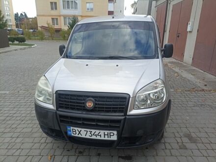 Серый Фиат Добло, объемом двигателя 1.2 л и пробегом 2 тыс. км за 4200 $, фото 1 на Automoto.ua