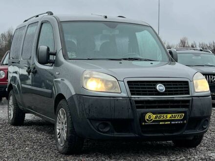 Серый Фиат Добло, объемом двигателя 1.9 л и пробегом 380 тыс. км за 5750 $, фото 1 на Automoto.ua