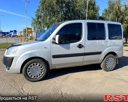 Серый Фиат Добло, объемом двигателя 1.4 л и пробегом 270 тыс. км за 4500 $, фото 1 на Automoto.ua