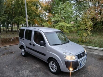 Фиат Добло 2008 в Смеле на Automoto.ua Серый Фиат Добло, объемом двигателя 1.9 л и пробегом 258 тыс. км за 5850 $, фото 1 на Automoto.ua