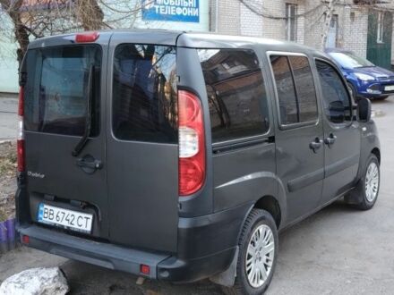 Фіат Добло 2009 у Харкові на Automoto.ua Сірий Фіат Добло, об'ємом двигуна 1.4 л та пробігом 260 тис. км за 5500 $, фото 1 на Automoto.ua