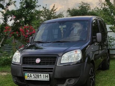 Фиат Добло 2010 в Киеве на Automoto.ua Серый Фиат Добло, объемом двигателя 1.4 л и пробегом 106 тыс. км за 5900 $, фото 1 на Automoto.ua