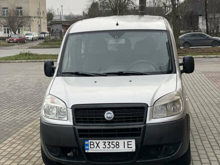 Серый Фиат Добло, объемом двигателя 1.37 л и пробегом 209 тыс. км за 4500 $, фото 1 на Automoto.ua