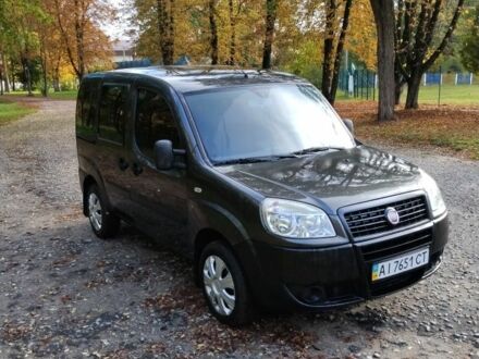 Серый Фиат Добло, объемом двигателя 1.4 л и пробегом 258 тыс. км за 5300 $, фото 1 на Automoto.ua