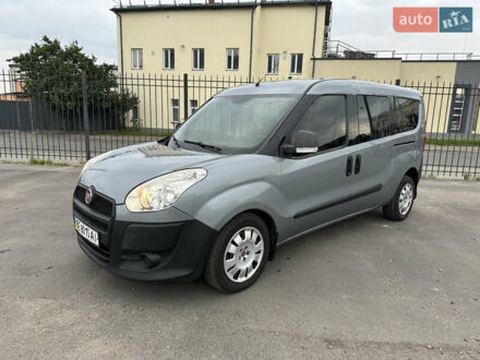 Серый Фиат Добло, объемом двигателя 1.6 л и пробегом 295 тыс. км за 9300 $, фото 1 на Automoto.ua
