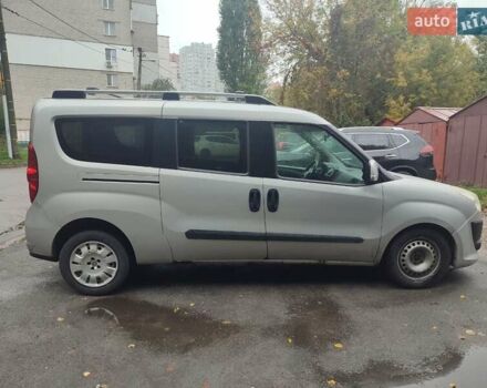 Серый Фиат Добло, объемом двигателя 1.6 л и пробегом 240 тыс. км за 7500 $, фото 1 на Automoto.ua