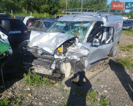 Сірий Фіат Добло, об'ємом двигуна 1.25 л та пробігом 128 тис. км за 1999 $, фото 1 на Automoto.ua