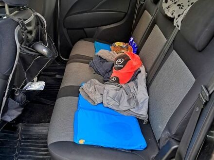 Серый Фиат Добло, объемом двигателя 1.4 л и пробегом 142 тыс. км за 9500 $, фото 1 на Automoto.ua