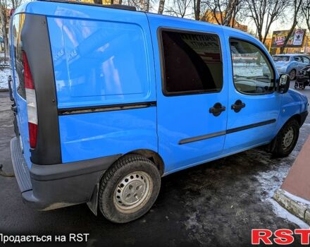 Синий Фиат Добло, объемом двигателя 1.6 л и пробегом 380 тыс. км за 2500 $, фото 1 на Automoto.ua