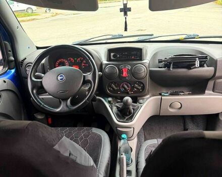 Синий Фиат Добло, объемом двигателя 1.2 л и пробегом 0 тыс. км за 5700 $, фото 5 на Automoto.ua