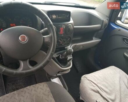 Синий Фиат Добло, объемом двигателя 1.37 л и пробегом 282 тыс. км за 3600 $, фото 4 на Automoto.ua