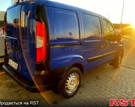 Синий Фиат Добло, объемом двигателя 1.2 л и пробегом 400 тыс. км за 3200 $, фото 2 на Automoto.ua