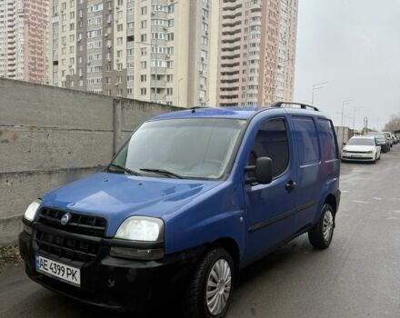 Синий Фиат Добло, объемом двигателя 1.2 л и пробегом 200 тыс. км за 2350 $, фото 3 на Automoto.ua