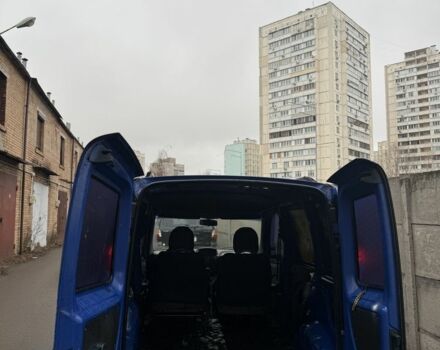 Синий Фиат Добло, объемом двигателя 1.2 л и пробегом 200 тыс. км за 2350 $, фото 6 на Automoto.ua