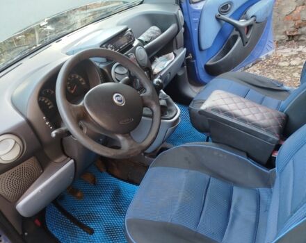 Синий Фиат Добло, объемом двигателя 0 л и пробегом 200 тыс. км за 2100 $, фото 6 на Automoto.ua