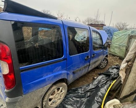 Синій Фіат Добло, об'ємом двигуна 1.3 л та пробігом 260 тис. км за 2000 $, фото 5 на Automoto.ua